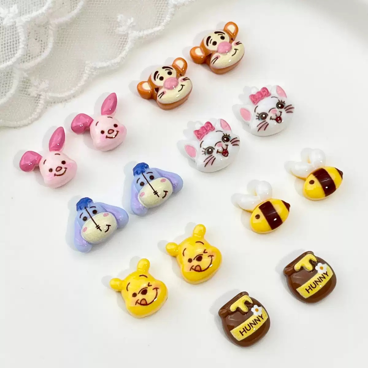 เรซิ่นรูปการ์ตูนขนาดเล็ก 20 ชิ - Art Craft Disney บทวิจารณ์และราคา