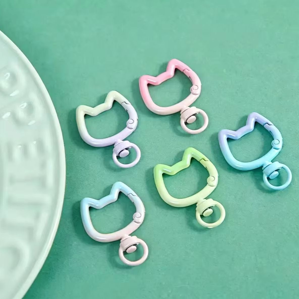 พวงกุญแจรูปแมวน่ารักแบบไล่สี 5 - Art Craft Ideas บทวิจารณ์และราคา