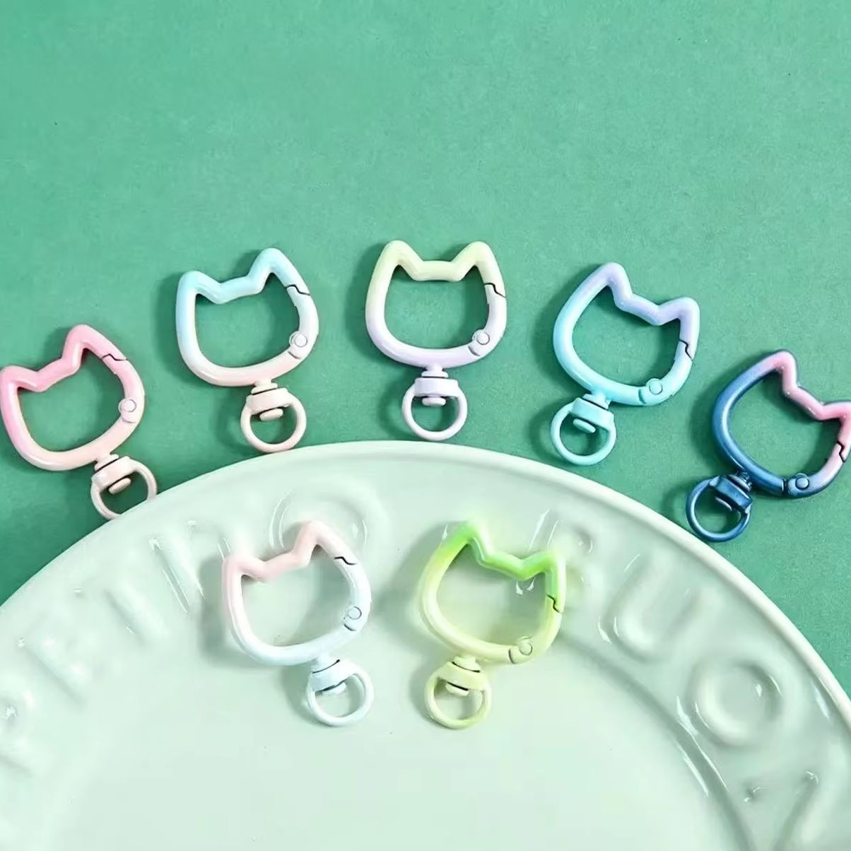 พวงกุญแจรูปแมวน่ารักแบบไล่สี 5 - Art Craft Ideas บทวิจารณ์และราคา